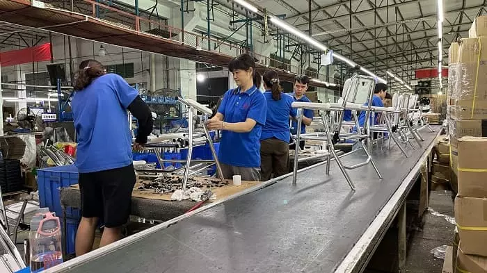 كيفية اختيار أفضل كرسي حمام دوّار لعملك؟